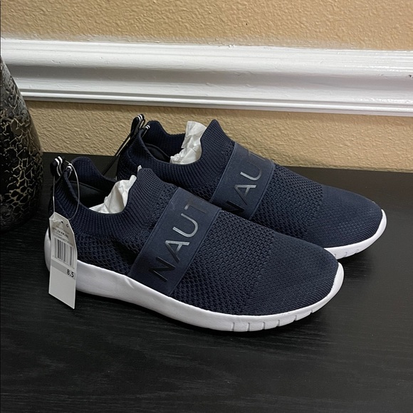 NWT Nautica Women Dark Blue Slip-On Sneakers - Picture 1 of 5